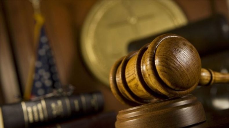 İzmir’de birlikte yaşadığı kadını bıçakladı: Müebbet hapis istemi