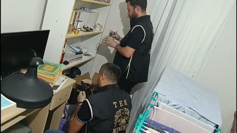 İzmir’de FETÖ’nün Eğitim Yapılanmasına Yönelik Operasyon: 27 Kişi Tutuklandı