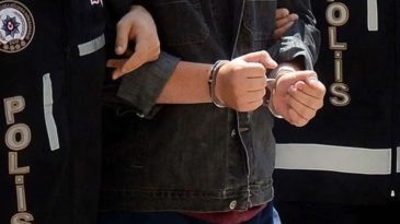 İzmir’de İki Adrese Eş Zamanlı Baskın: 2 Hükümlü Yakalandı