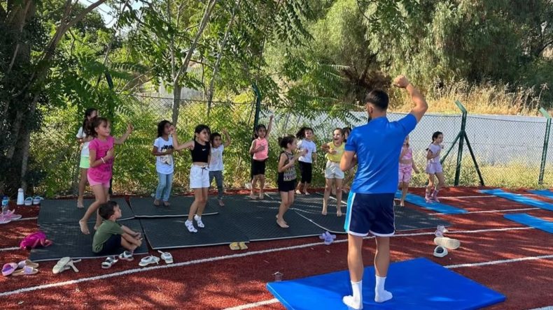 İzmir’de Yaz Tatili Dolu Dolu Geçiyor: Kurs Başvuruları Açıldı