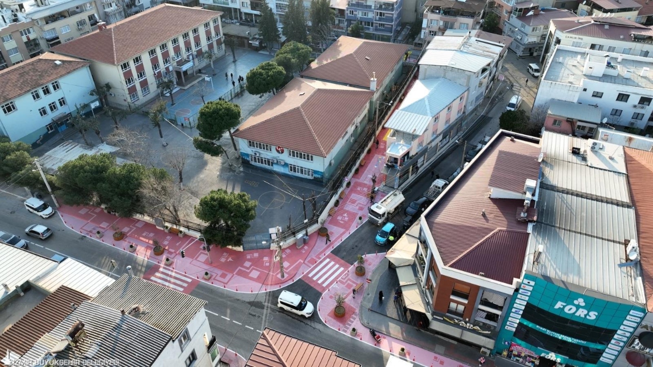 İzmir'in Geleceğini Tasarlamak İçin Bir Araya Gelenler