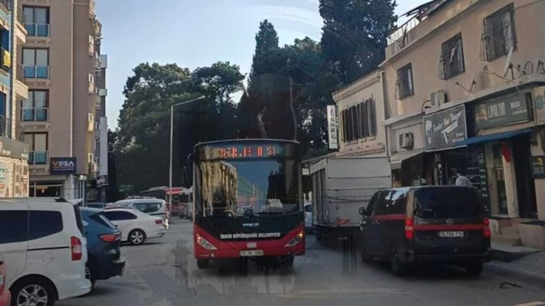 İzmirli Sürücüler Dikkat: Kıbrıs Caddesi’nde ESHOT Arızası!