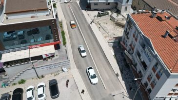 İzmir&rsquo;de 40 Yıldır &Ccedil;&ouml;z&uuml;m Bekliyordu: Trafiğe A&ccedil;ıldı, Ulaşım Nefes Aldı