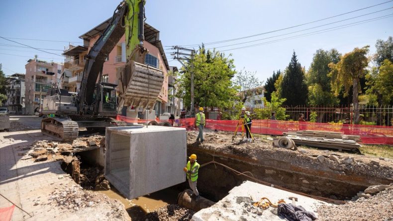 İZSU’danÇarpıcı Yatırım: Su Baskınları Önleniyor, Körfez Temizleniyor