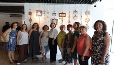 Karabağlar’da sanat dolu performans günleri
