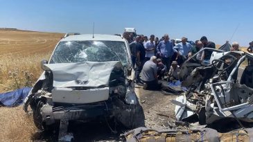 Katliam gibi kaza: 4 kişi hayatını kaybetti