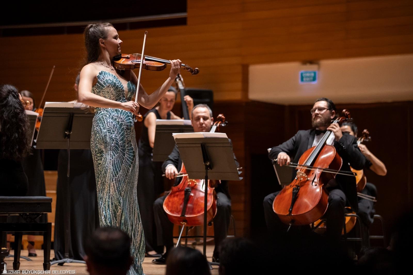 Klasik Muzigin Yeni Adresi Izmir Oda Orkestrasi