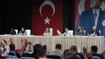 Konak’ta Yönetim Değişikliği: Yeni Kadro Duyuruldu