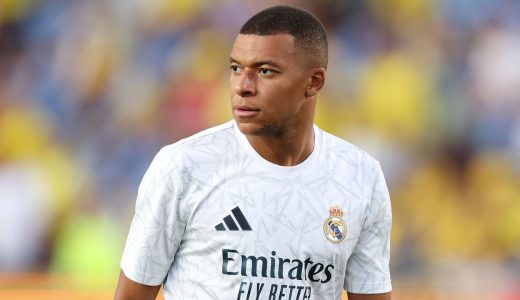 Kylian Mbappe Hastaneye Kaldırıldı
