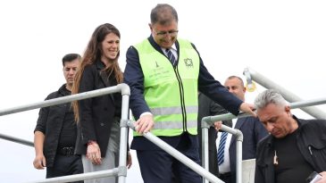 Lal Denizli’den Grev Üzerine Açıklama: Tugay’ın Yanındayız