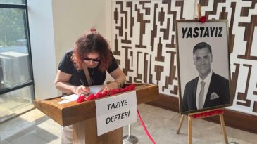 Manisalılar Ferdi Zeyrek’e taziye defterine yazdıklarıyla veda etti: Yastayız