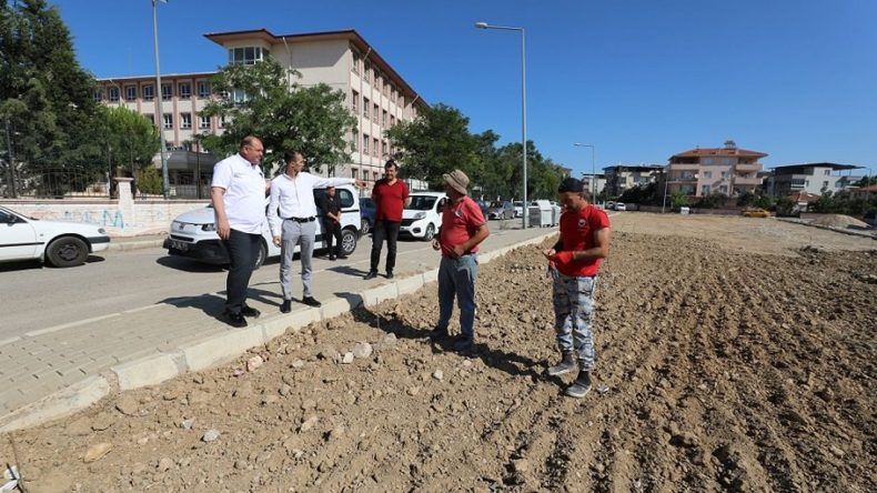 Menderes’te Çiçek’ten Yerinde İnceleme