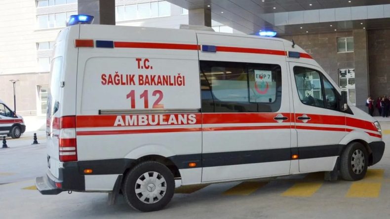 Piknik Alanında Çardak Çöktü: 4 Yaralı