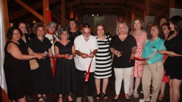 Selçuk’ta Camla Buluşan Antik Çağ: Bu Sergi Görenleri Büyülüyor