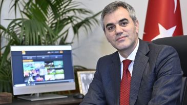 TBMM’de Kadro Değişikliği: Talip Uzun Görevden Alındı