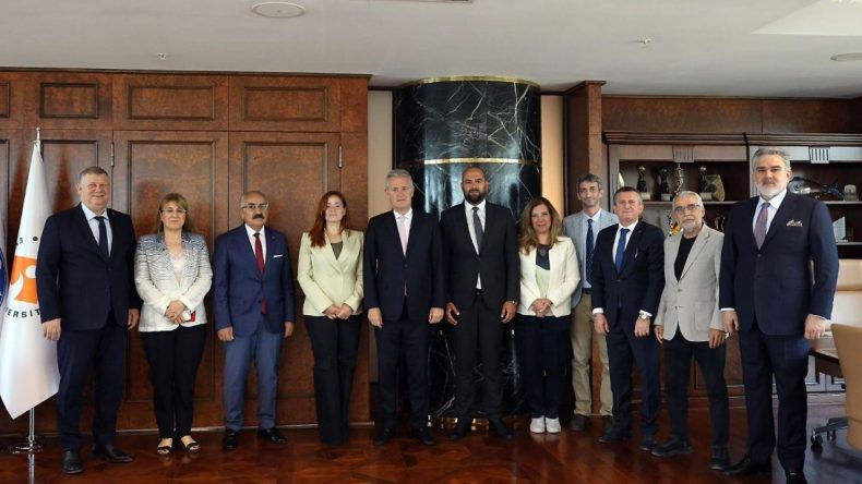 Türkiye Satranç Federasyonu’ndan İZTO’ya Ziyaret