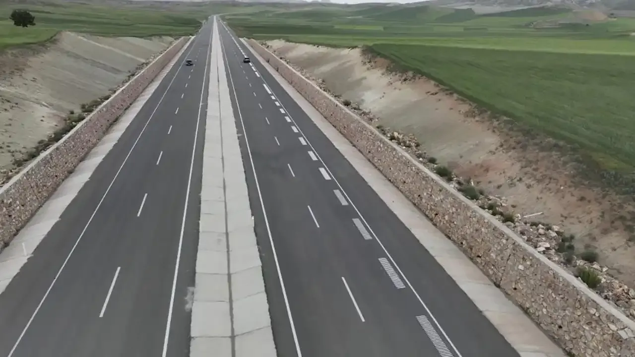 Turkiyede Tarihe Gecen Yol Bu Kez Mehter Mars Calacak-1