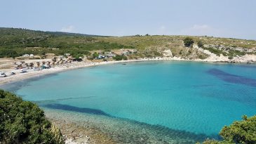 Urla Kalabak Halk Plajı Nerede? ESHOT ile Ulaşım Nasıl Sağlanır?