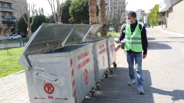 Yaz Aylarının Gelmesiyle Sinek Mücadelesi Bayraklı’da Devam Ediyor