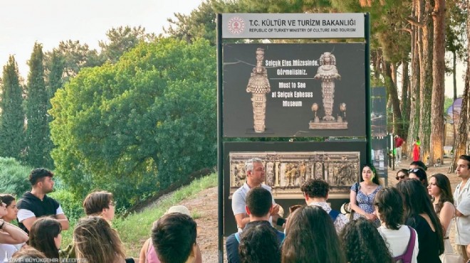 'Gençler İzmir'i Geziyor'da yeni durak Efes