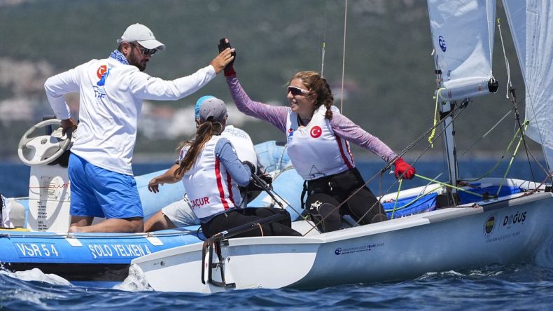 420 Dünya Şampiyonası İzmir’de Sonuçlandı: Milli Sporculardan Önemli Bir Başarı