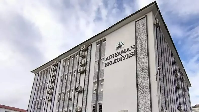 Adıyaman Belediyesi'nde Seçim: AKP ve YRP Üyeleri CHP'ye Oy Verdi