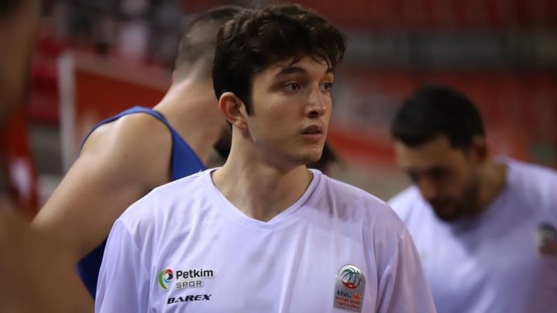 Aliağa Petkimspor, Boran Güler'i Transfer Etti