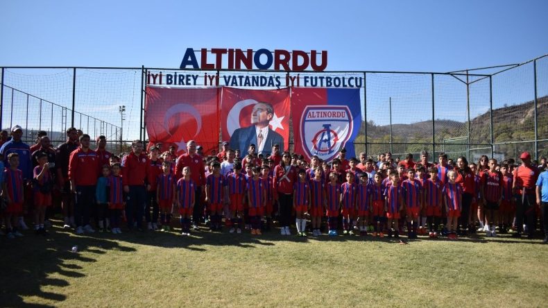 Altınordu Futbol Okulları 2024/25 Sezonunu Rekorla Tamamladı