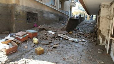 Ankara'daki Sel Felaketi Hayatı B&uuml;y&uuml;k &Ouml;l&ccedil;&uuml;de Olumsuz Etkiledi: Hasar Sabah Ortaya &Ccedil;ıktı