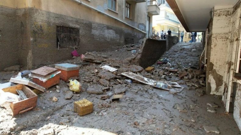 Ankara'daki Sel Felaketi Hayatı Büyük Ölçüde Olumsuz Etkiledi: Hasar Sabah Ortaya Çıktı