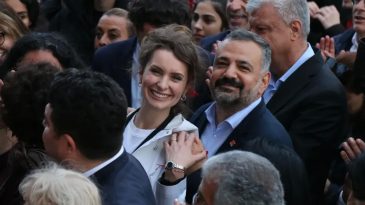Aslanoğlu&rsquo;nun tutukluluğunun 30. g&uuml;n&uuml;: Hem vicdanlarda hem de mahkemelerde aklanacak