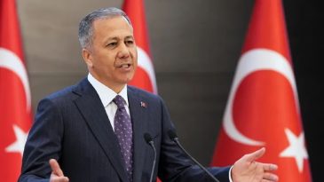 Bakan Duyurdu: 61 Orman Yangını ile İlgili 23 Kişi G&ouml;zaltına Alındı
