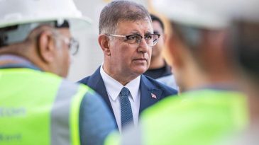 Başkan Tugay: G&ouml;revim, inşaatları yapmak ve teslim etmek