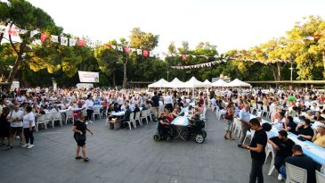 Bornovalılar t&uuml;rk&uuml; dolu akşamlarda buluşacak: Aşure Etkinlikleri başlıyor