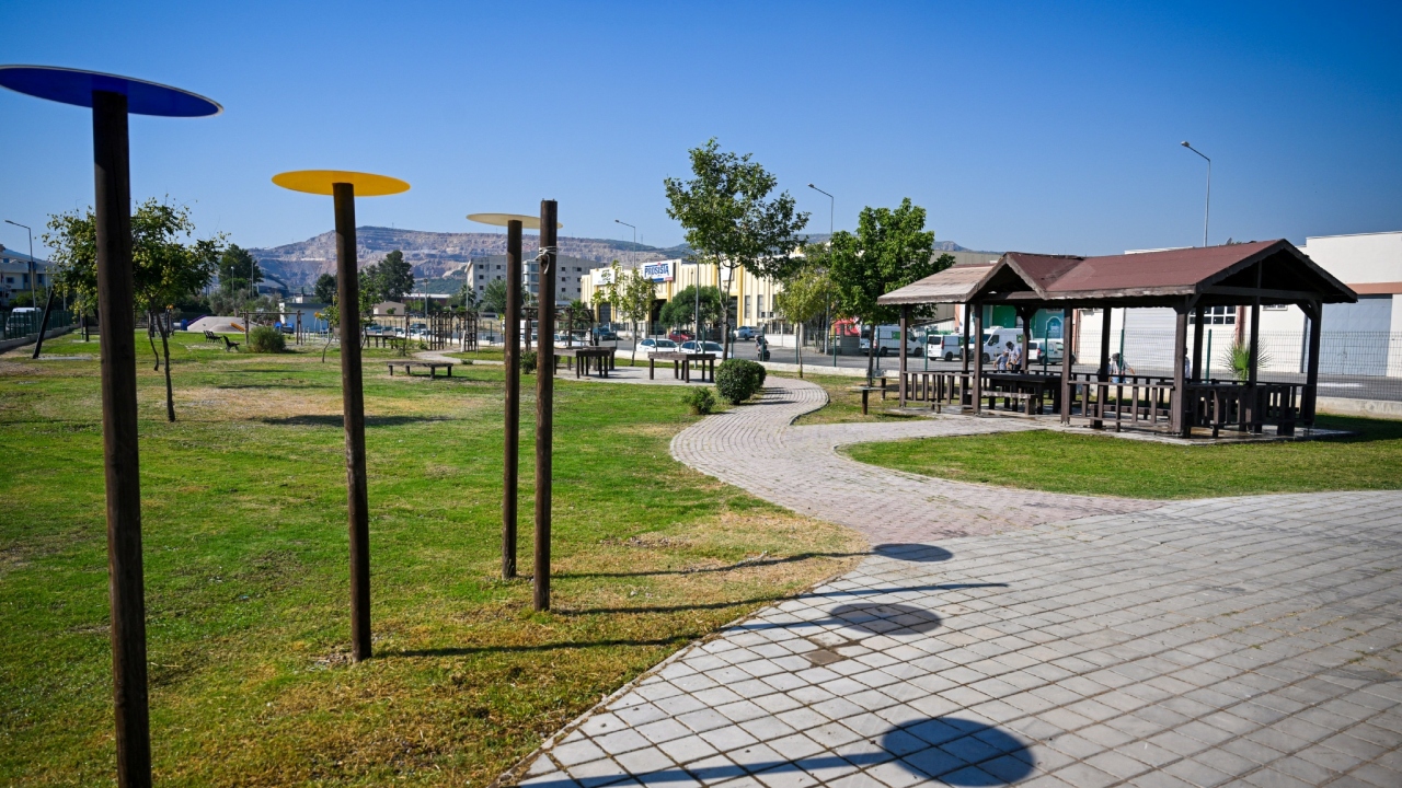 Bornova Terapi Bahçesi