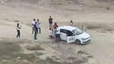 B&ouml;yle Evlilik Teklifi G&ouml;r&uuml;lmedi: En Mutlu G&uuml;nleri Karakolda Bitti