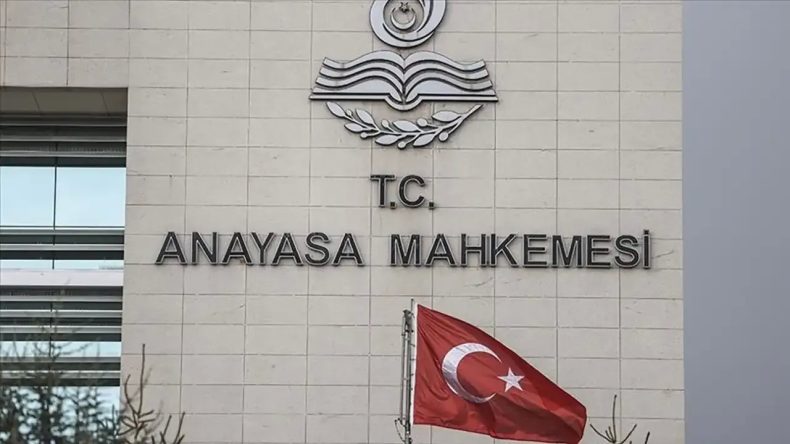 CHP, Anayasa Mahkemesi'ne Toplu Başvuru Yaptı: İklim Kanunu da İptal Talebinde Bulunuldu