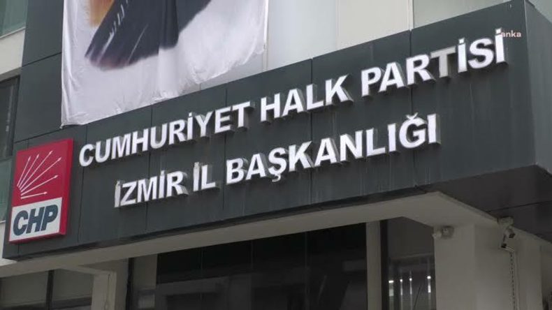 CHP İzmir'de Hayati Toplantı: Operasyona Yanıt İçin Strateji Belirlendi
