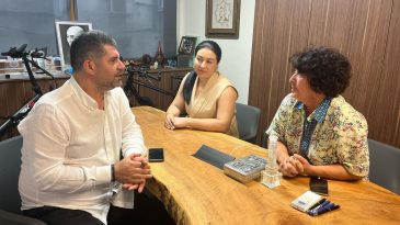 CHP İzmir&rsquo;den Nept&uuml;n Soyer&rsquo;e Destek!