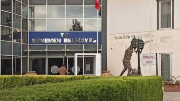 CHP'li &Uuml;yeler İşaret Etti: Menemen'de Ruhsat Har&ccedil;ları Neden Alınmadı?