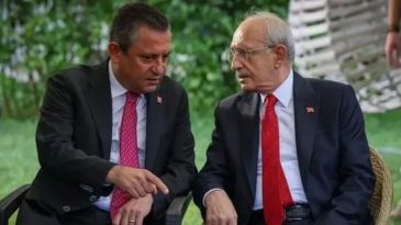 CHP'nin Kurultay Davası 8 Eyl&uuml;l'e Ertelenerek Tepkilere Sebep Oldu