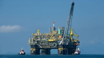 Denizde büyük keşif: Petrol ve doğal gaz rezervi keşfedildi