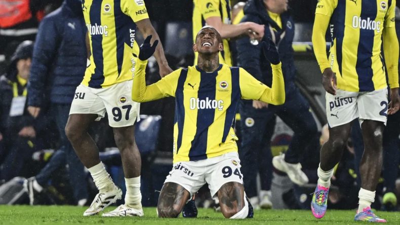 Fenerbahçe Duyurdu: Anderson Talisca'dan Olumsuz Haber Geldi!