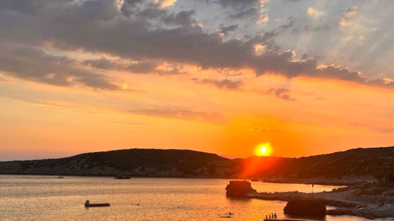 Güneşköy Sitesi Plajı Nerede? Güneşköy Sitesi Plajı'na Nasıl Gidilir?