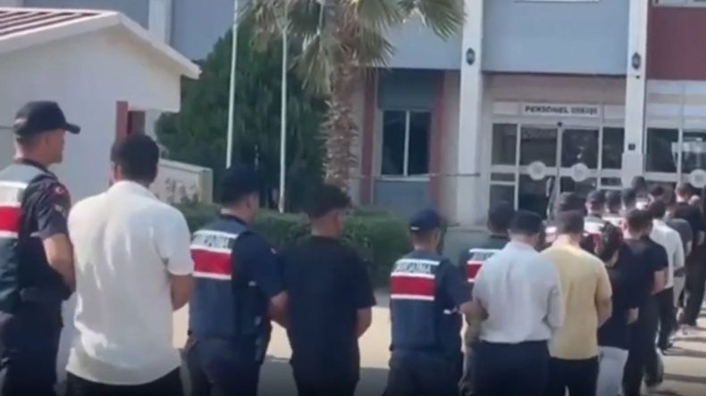 İzmir dahil 11 ilde Dolandırıcılık Ağı Çökertildi: 33 Kişi Tutuklandı