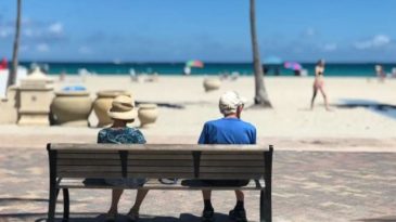 İzmir Emeklilerinin Tercih Ettiği Rotalar: Huzur, Sessizlik ve Temiz Deniz