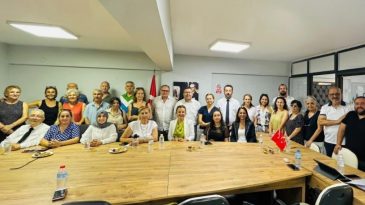 İzmir İnisiyatifi Genel Kurulu'nu Ger&ccedil;ekleştirdi: Yeni D&ouml;neme Hazır