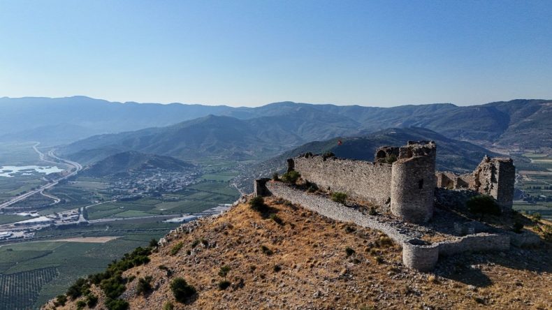 İzmir'in Tarihî Saklı Mirası: Keçi Kalesi
