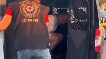 İzmir'de 21 Yıl H&uuml;k&uuml;ml&uuml; Firari Yakalandı