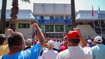 İzmir'de İş&ccedil;iler Yeniden Meydana &Ccedil;ıkıyor!